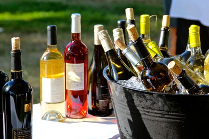 Many kinds of wines at Lodi ZinFest