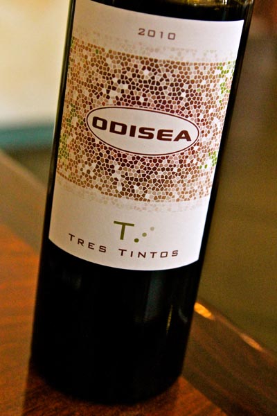 Odisea’s Lodi grown blend of Tempranillo, Garnacha and Graziano