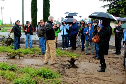 Tim Holdener talking to consumers attending The Lodi Zinfandel Experience in Noma Ranch