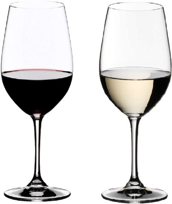 WHY DO WINE GLASS SHAPES MATTER?