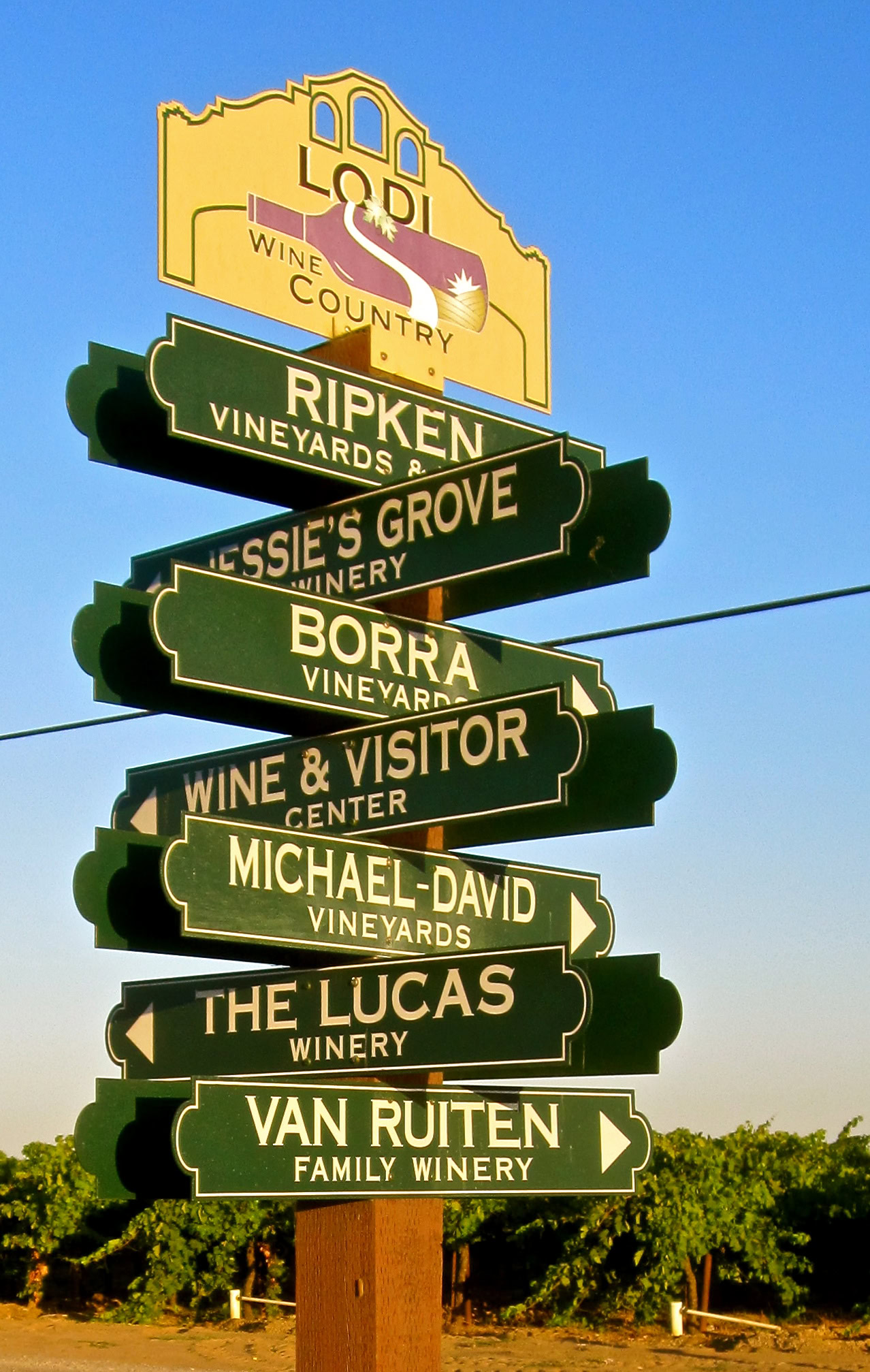 Signpost in Lodi Wine Country showing various vineyards and wineries including Ripken, Jessie's Grove, Borra, and Michael-Don.