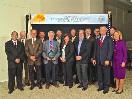 Group of professionals at the Governor's Environmental and Economic Leadership Awards event.